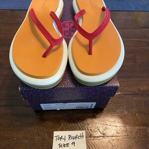 Tory Burch Layered Flip Flop Size 9